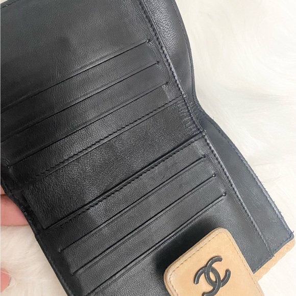 11.Chanel Beige Compact Wallet - Picture 9 of 10